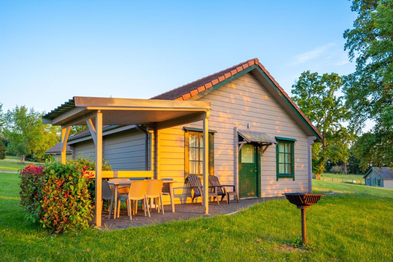 Hotel Le Camping Grand Cerf Gimouille Exterior foto