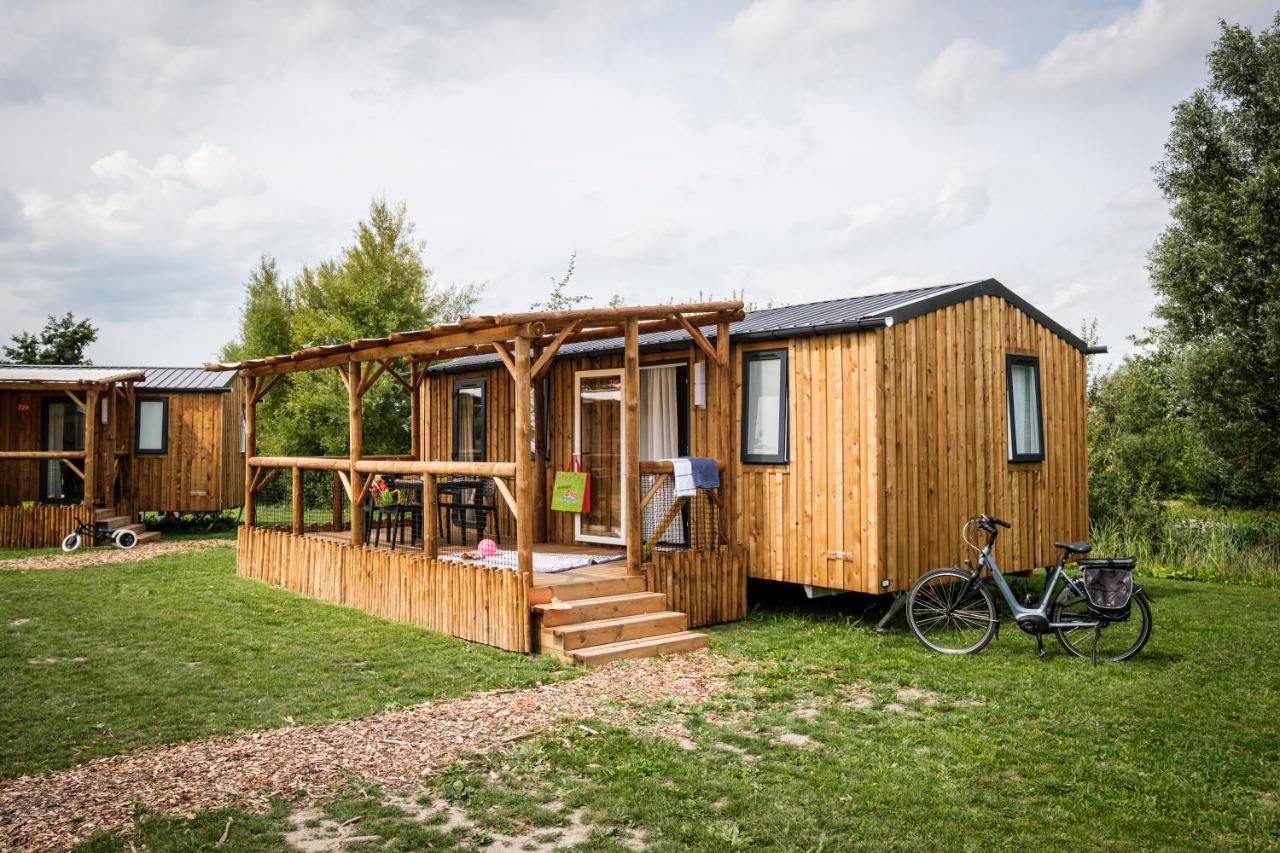 Hotel Le Camping Grand Cerf Gimouille Exterior foto