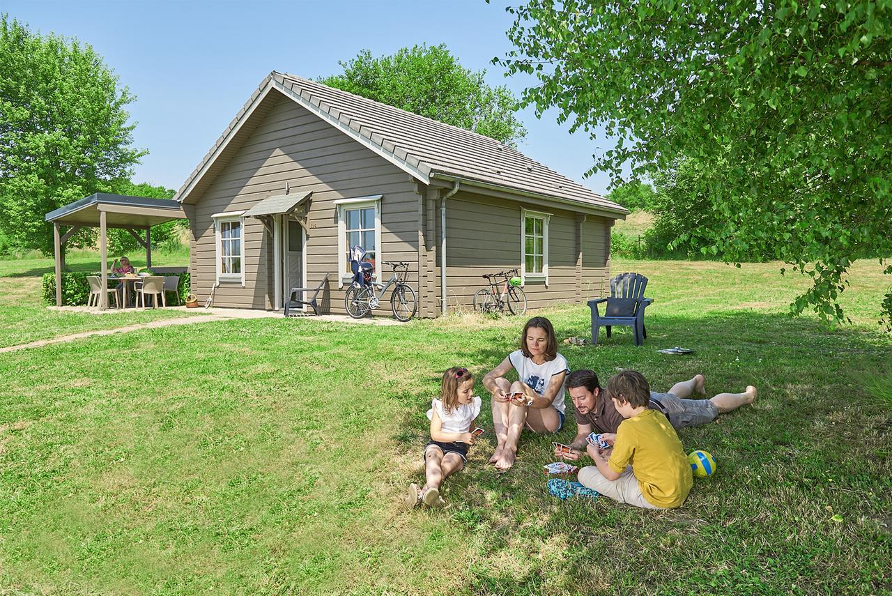 Hotel Le Camping Grand Cerf Gimouille Exterior foto